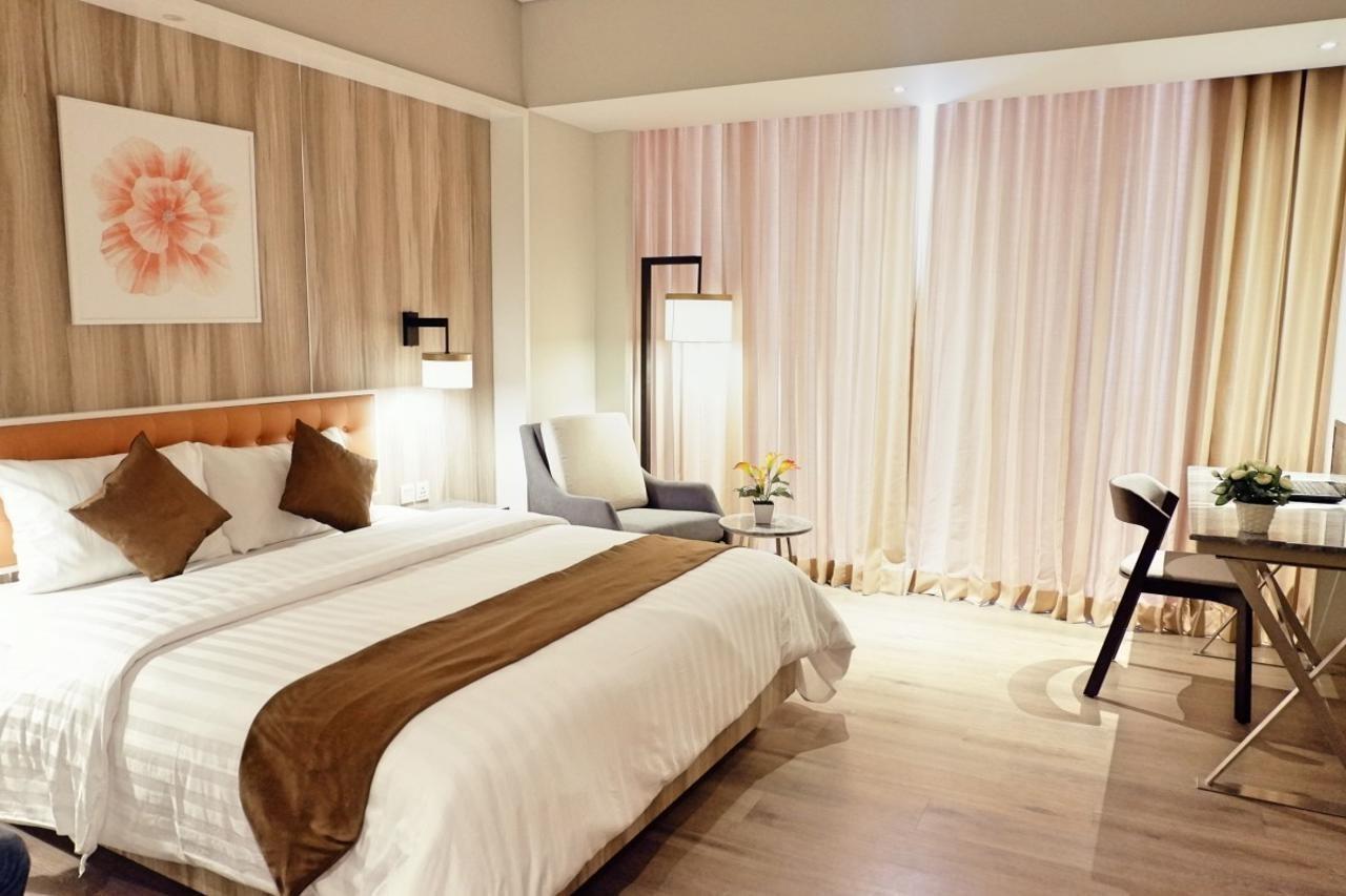 Grand Orchardz Hotel Kemayoran Jakarta Exterior photo