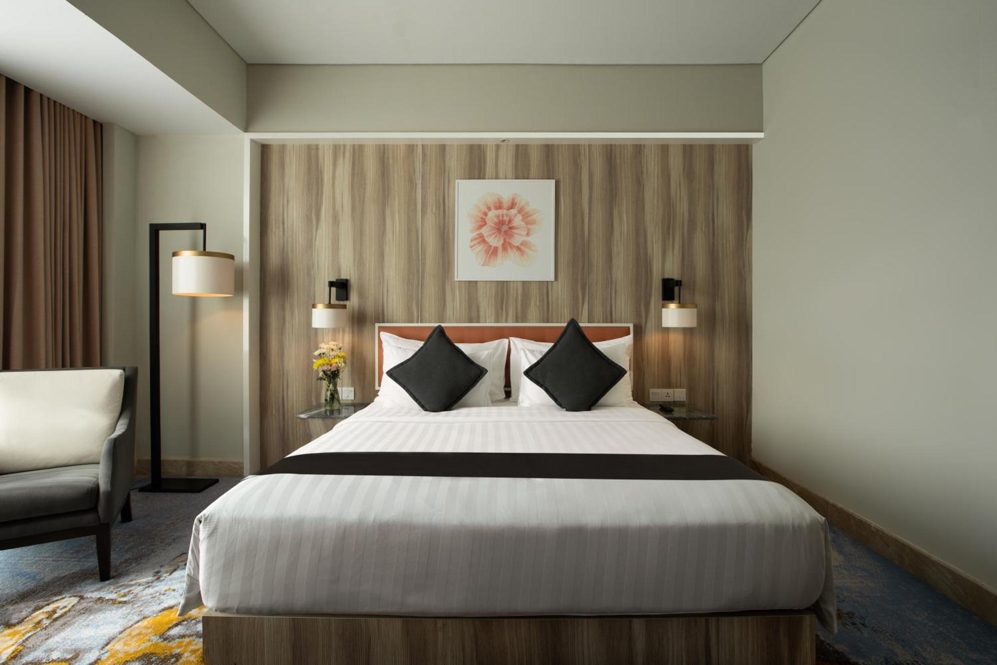 Grand Orchardz Hotel Kemayoran Jakarta Exterior photo