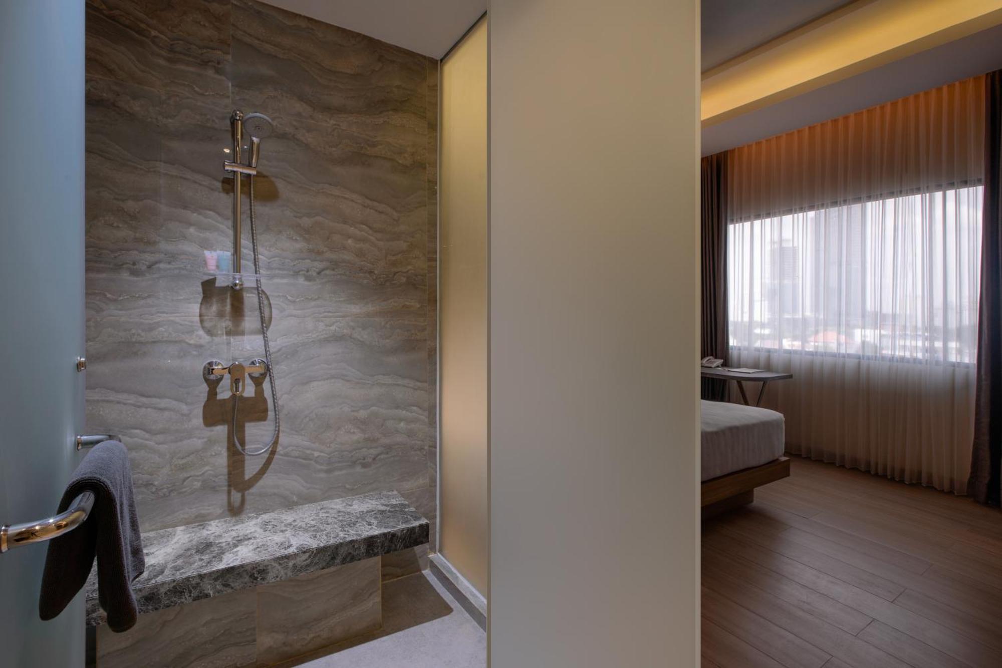 Grand Orchardz Hotel Kemayoran Jakarta Exterior photo