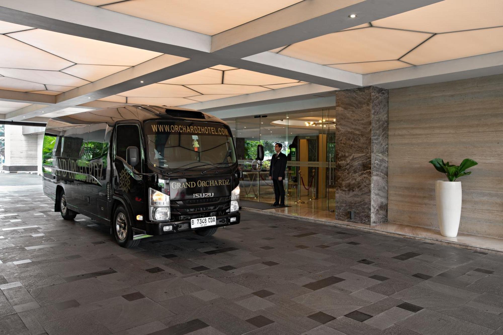 Grand Orchardz Hotel Kemayoran Jakarta Exterior photo