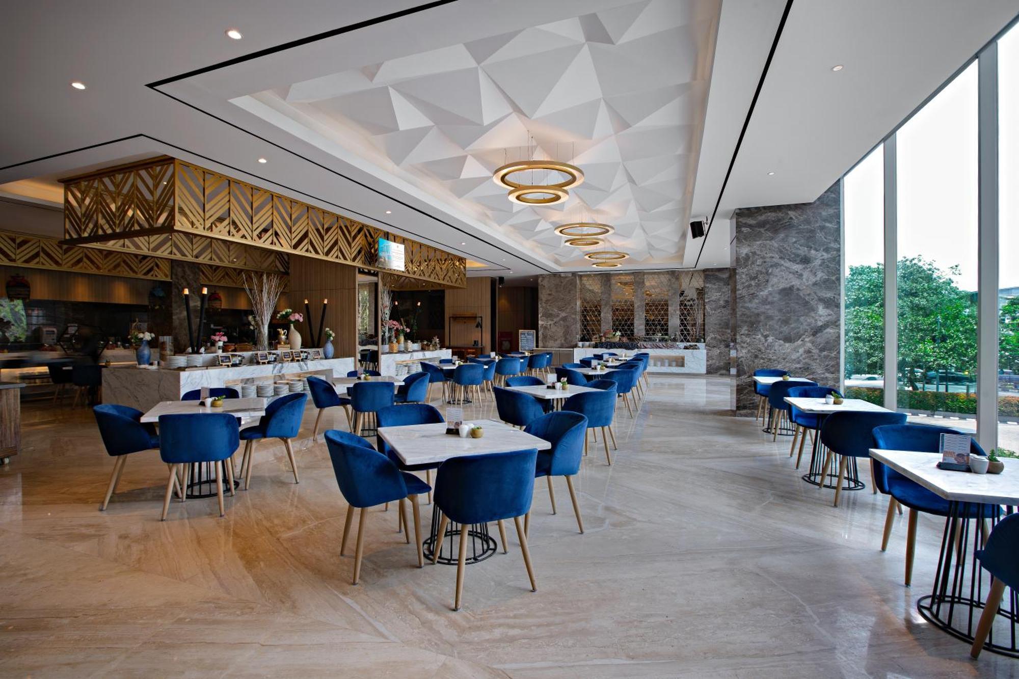 Grand Orchardz Hotel Kemayoran Jakarta Exterior photo
