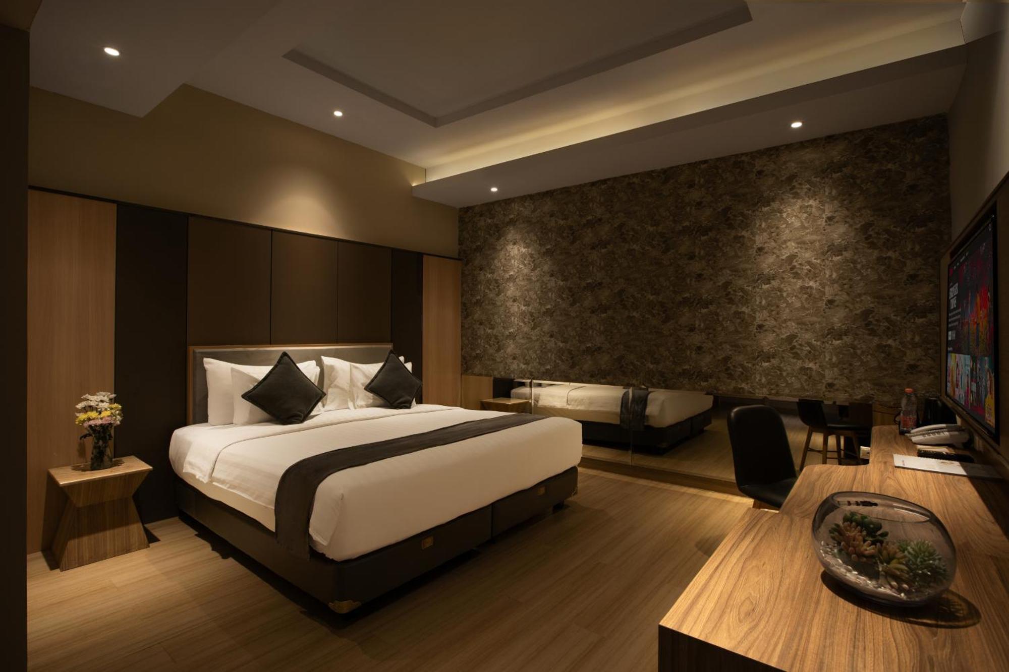 Grand Orchardz Hotel Kemayoran Jakarta Exterior photo