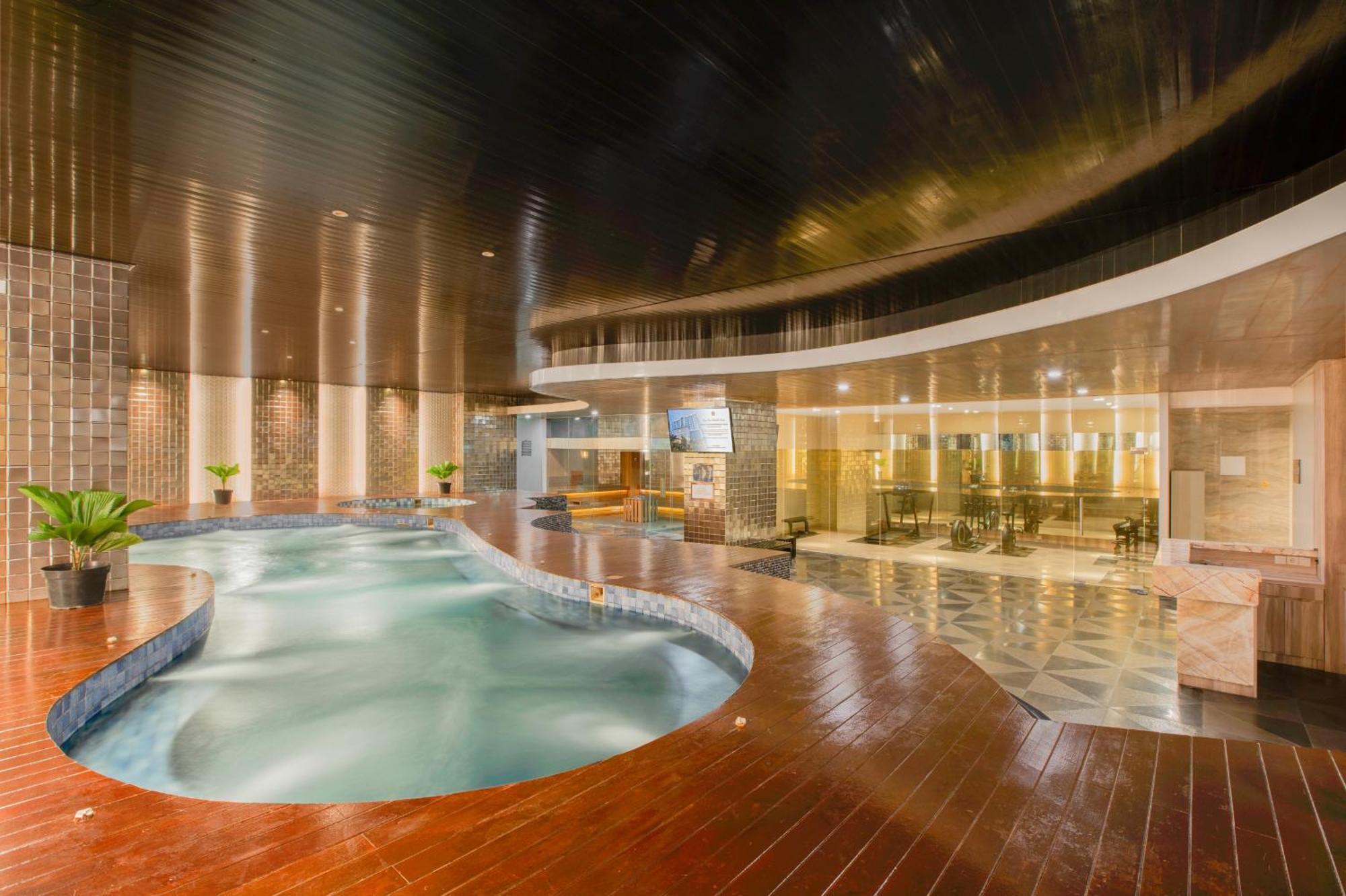 Grand Orchardz Hotel Kemayoran Jakarta Exterior photo