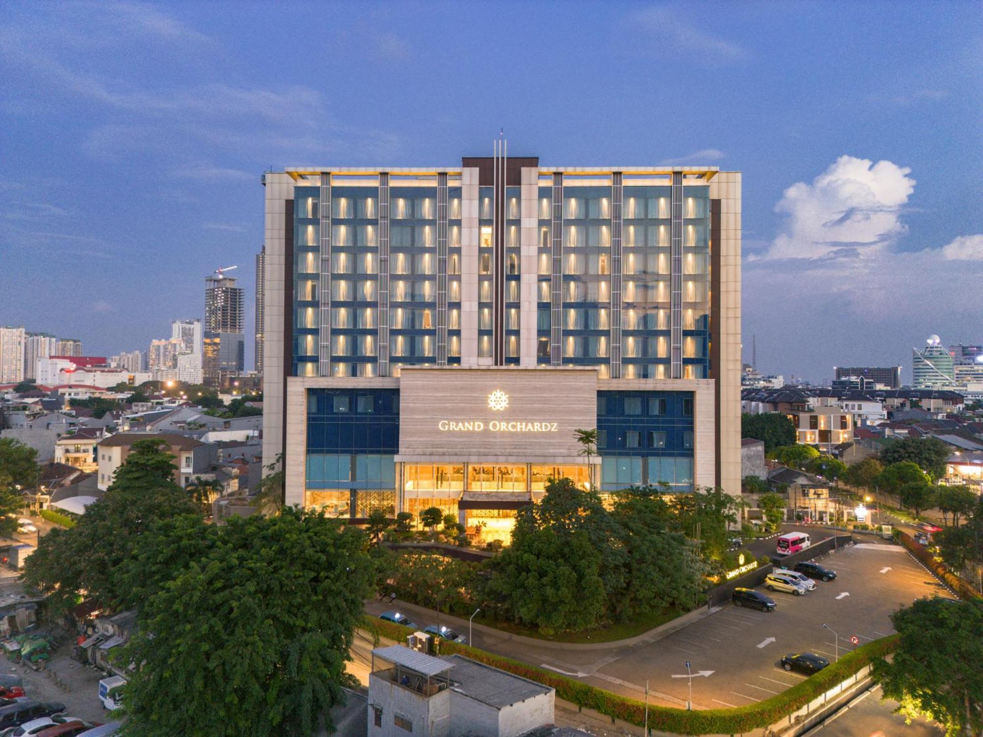 Grand Orchardz Hotel Kemayoran Jakarta Exterior photo