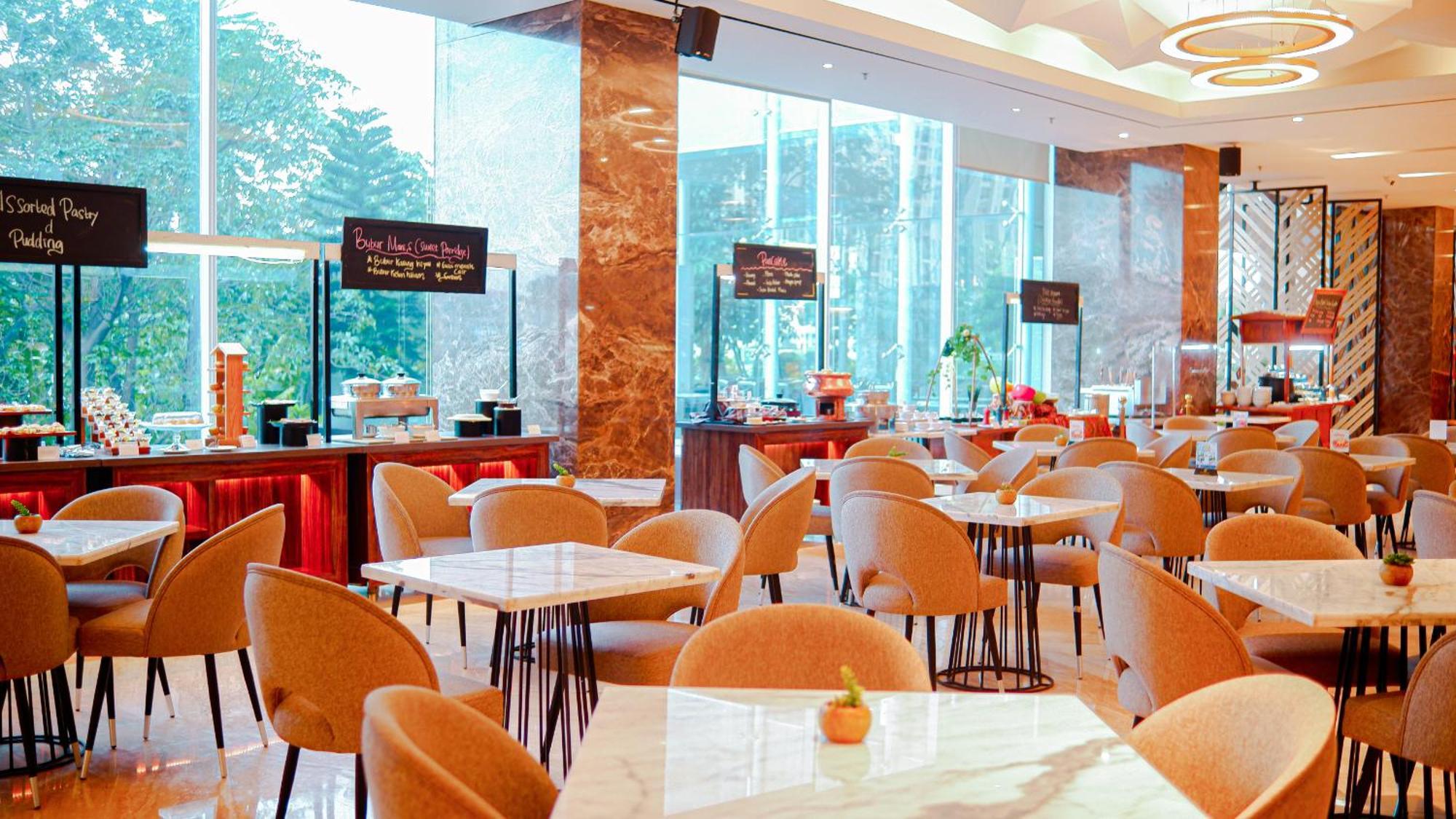 Grand Orchardz Hotel Kemayoran Jakarta Exterior photo